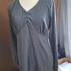 Gray Maternity top, size m, two hearts